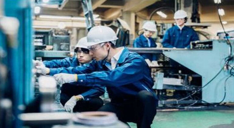 Mitarbeiter in der Produktion